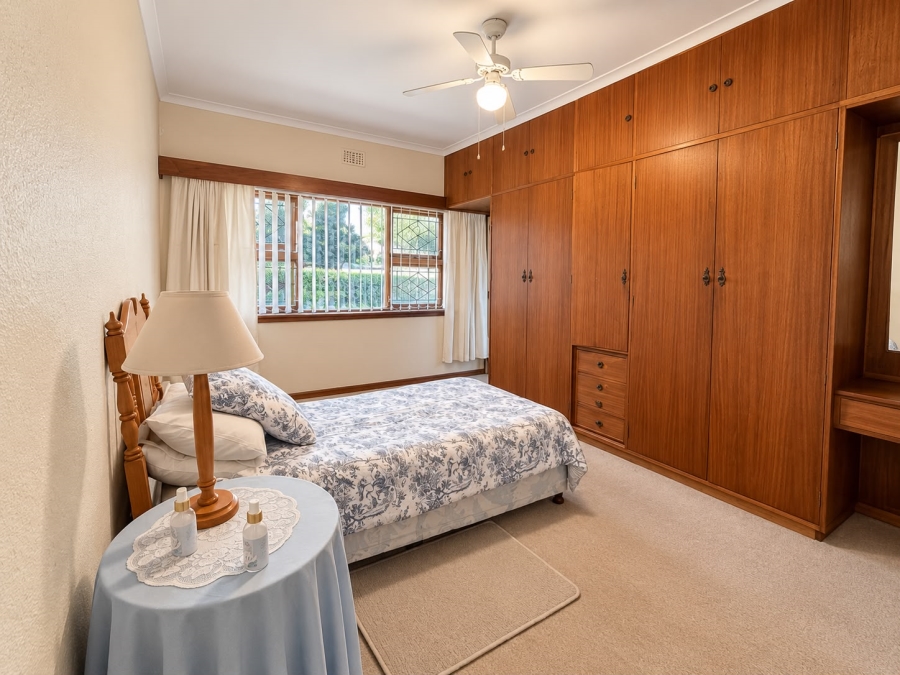 4 Bedroom Property for Sale in Oostersee Western Cape